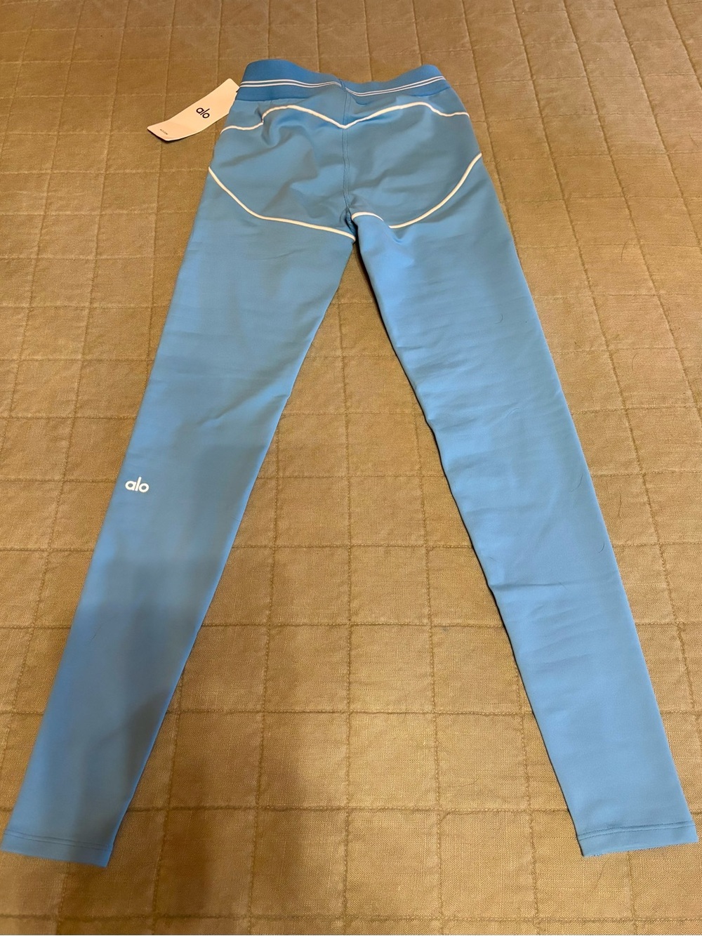 Alo Aribrush High-Waist Heart Throb Legging XS